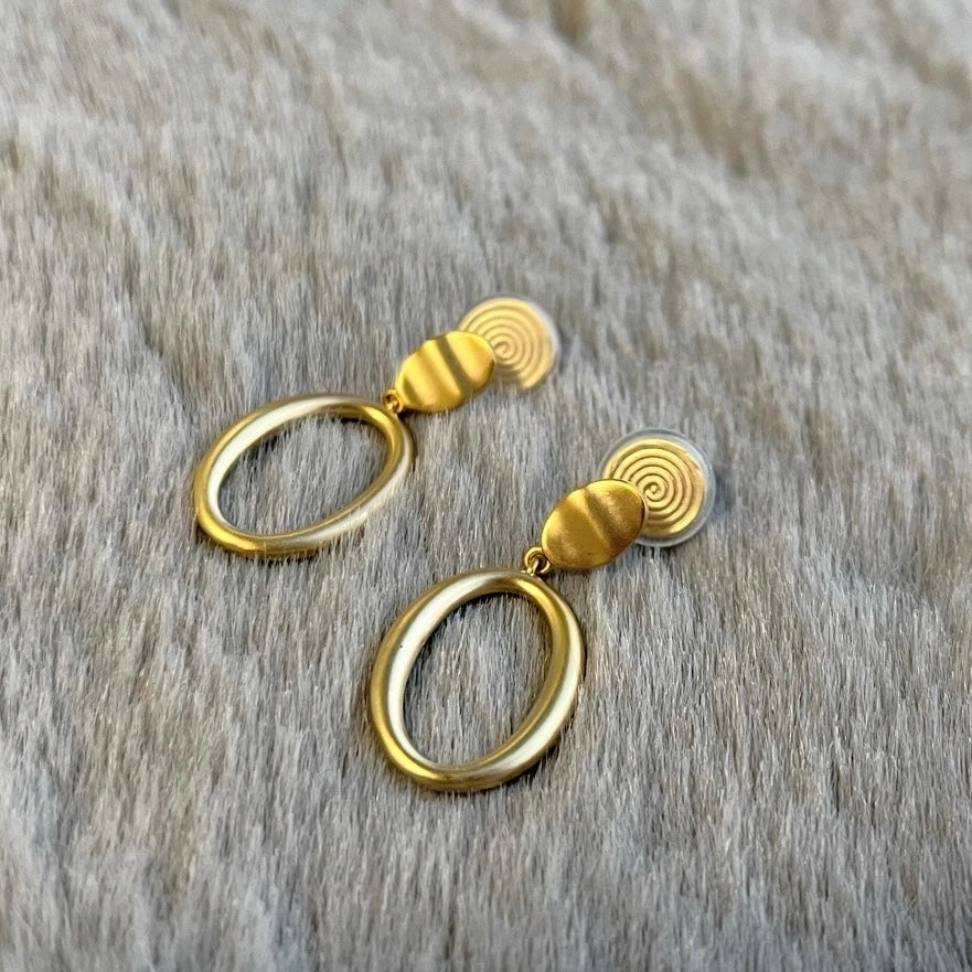 哑金色椭圆环长款耳夹 Clip On Earring