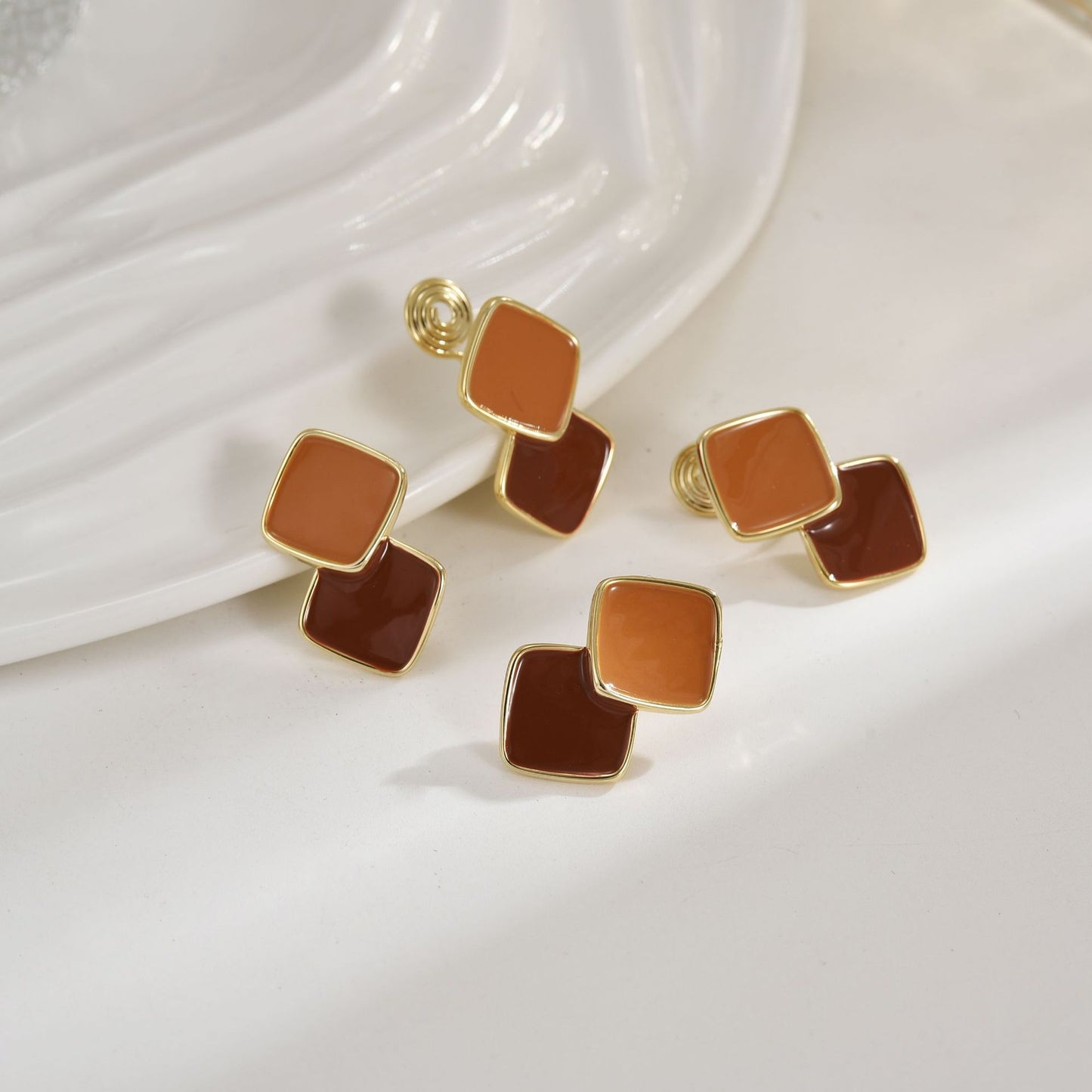 美拉德拼接撞色耳夹 Clip On Earring