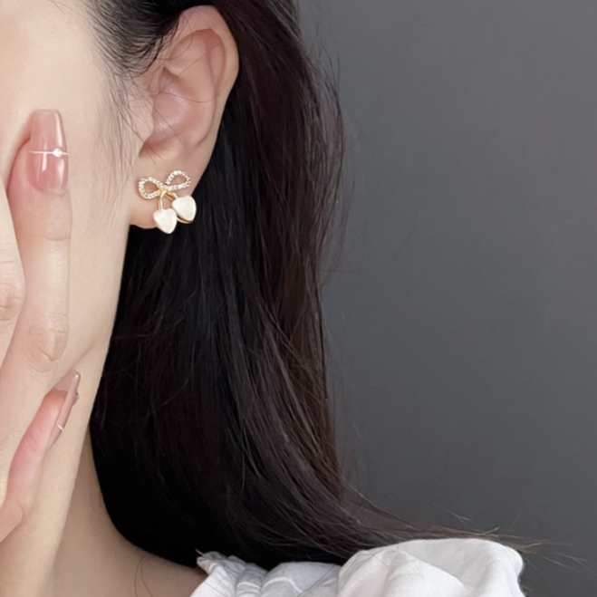 闪耀小猫眼蝴蝶结耳夹 Clip On Earring