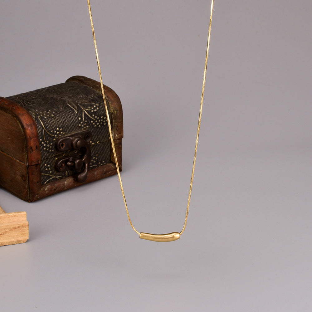 极简小茄子项链 Necklace