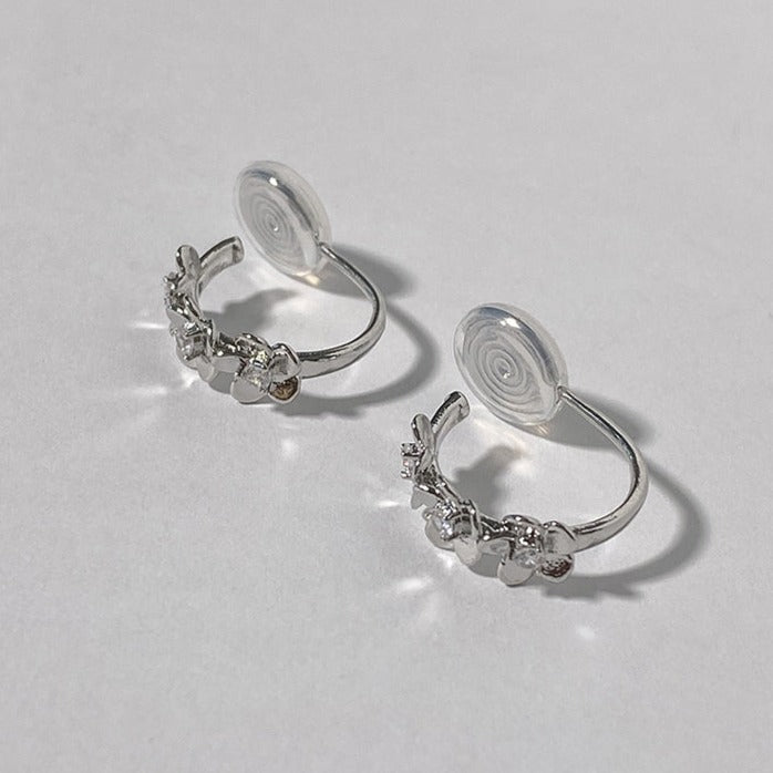 银色金属立体小花耳夹 Clip On Earring