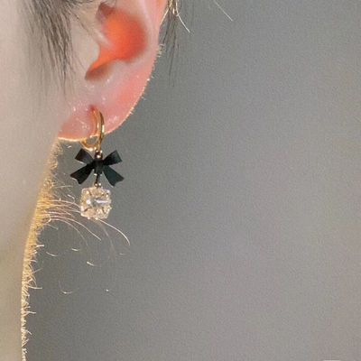 水钻蝴蝶结复古高级感耳夹 Clip On Earring