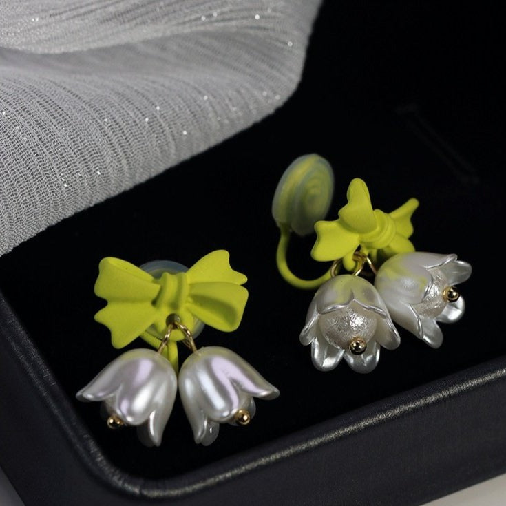 铃兰花蝴蝶结耳夹 Bow with Lily Of The Valley Clip On Earring