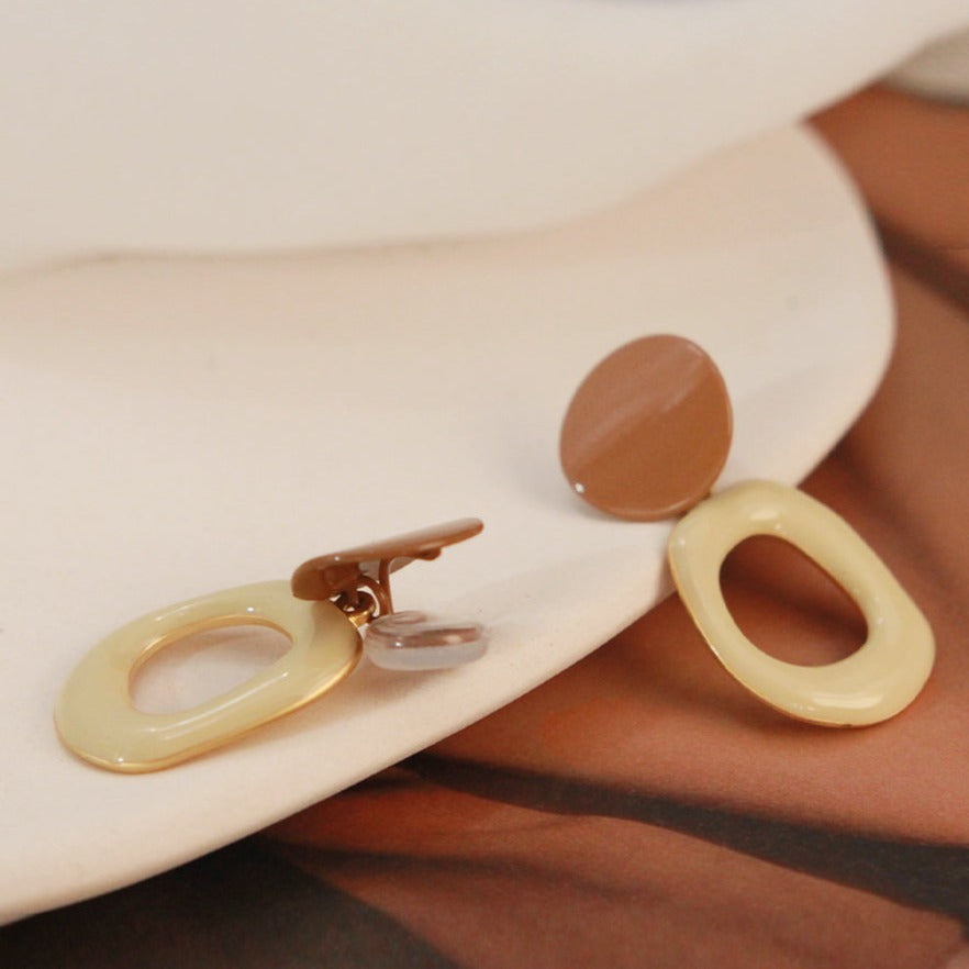 奶咖撞色气质圆环吊坠耳夹 Clip On Earring
