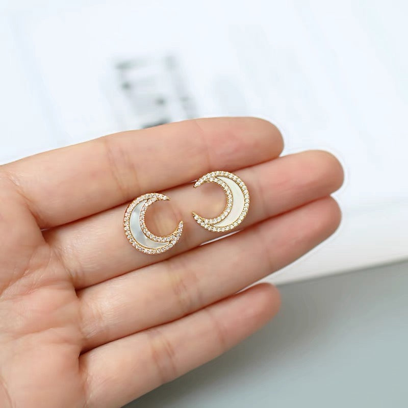 贝母月亮高级感耳夹 Shell Moon Clip On Earring