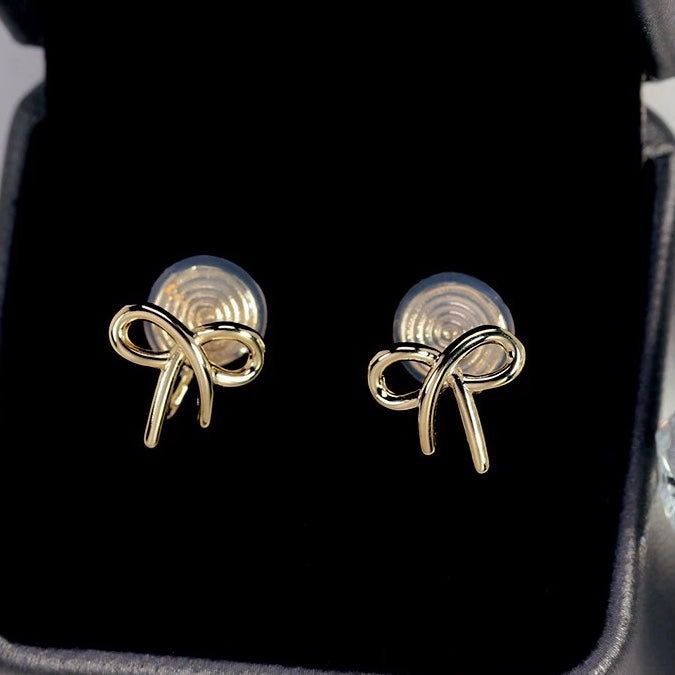 金/银简约蝴蝶结耳夹 Clip On Earring