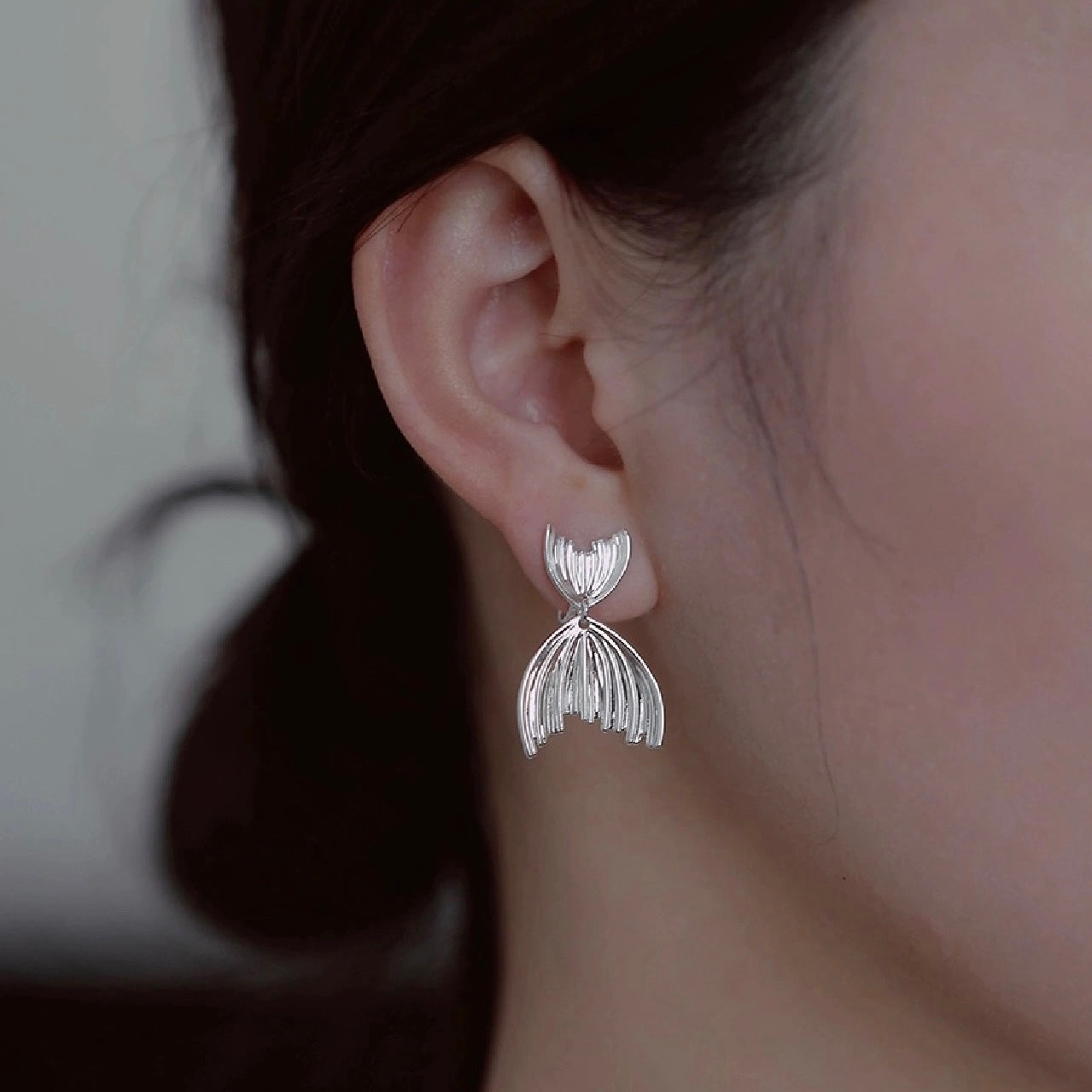 法式简约小众双鱼尾耳夹 Clip On Earring