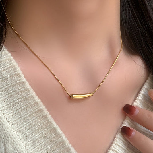 极简小茄子项链 Necklace