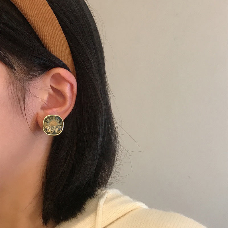 金箔向日葵复古耳夹 Clip On Earring