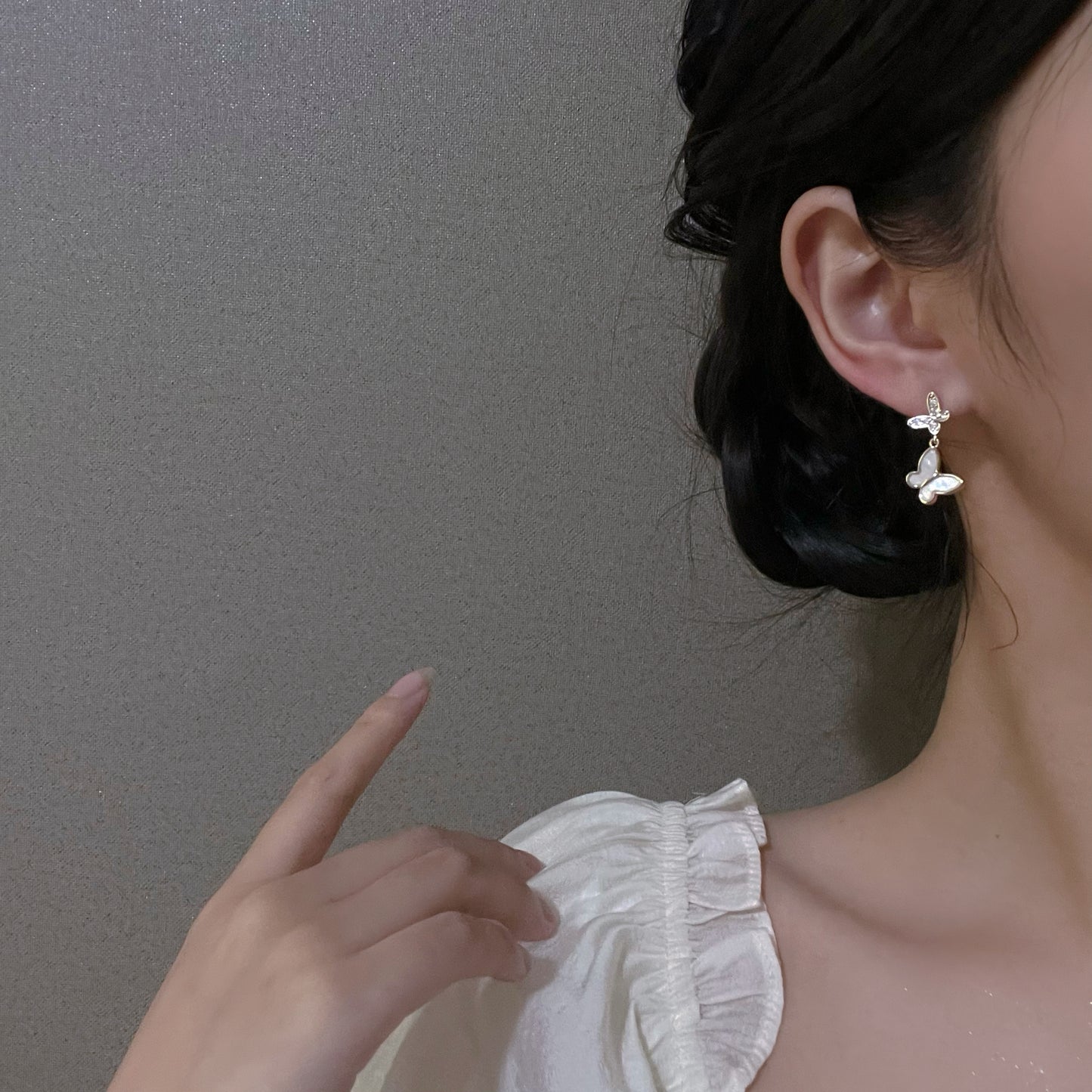 双层蝴蝶锆石耳夹 Double Butterfly Zircon Clip on Earring