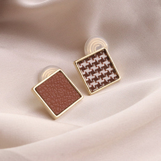 千鸟格不对称耳夹 Asymmetric Houndstooth Clip On Earring