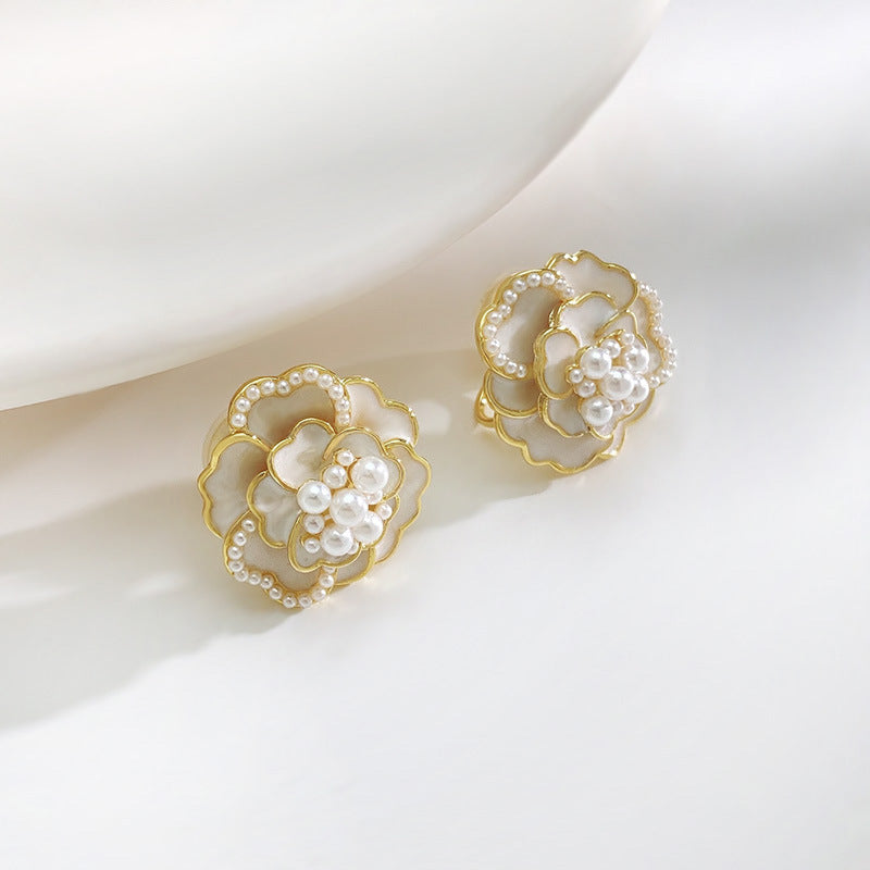 山茶花珍珠耳夹 White Camellia Pearl Clip On Earring