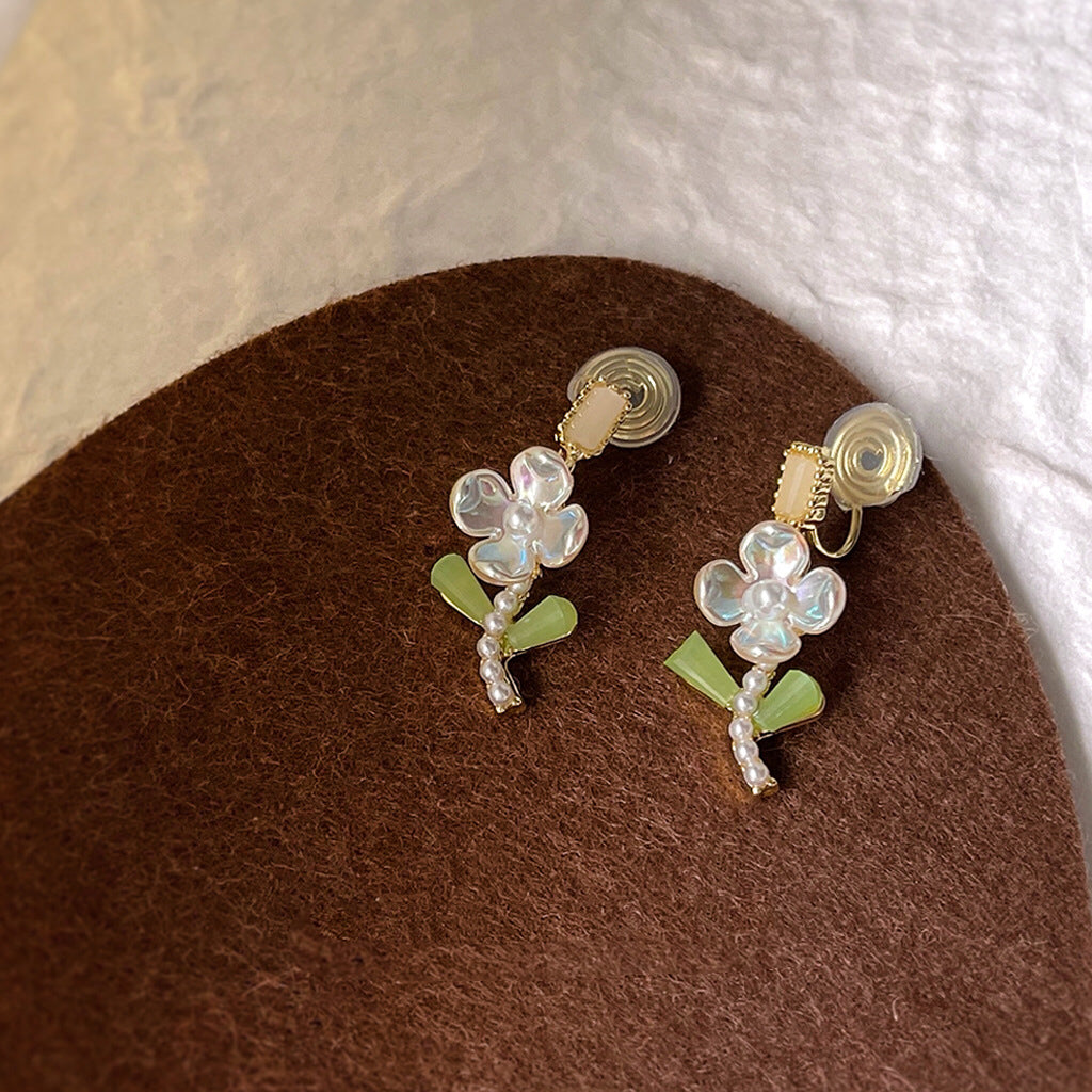 森系清新花朵耳夹 Pearl Flower Clip On Earring