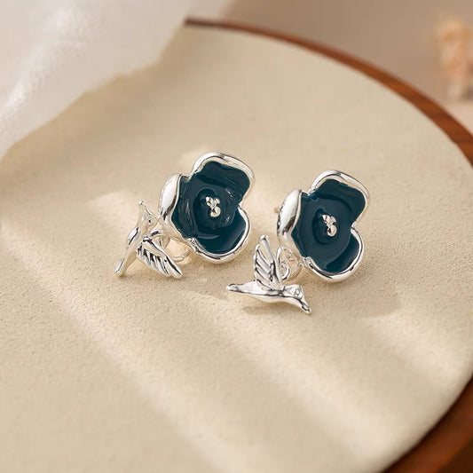 法式蓝花飞鸟耳夹 Blue Flower with Bird Clip On Earring