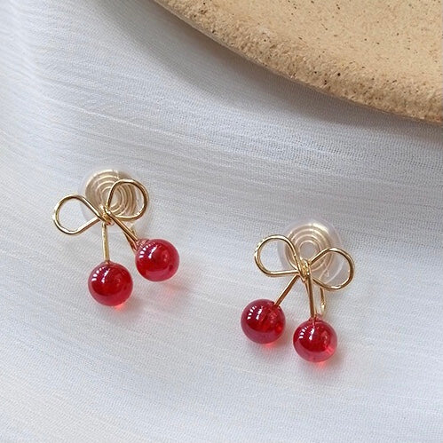 透红色樱桃耳夹 Cherry Clip On Earring